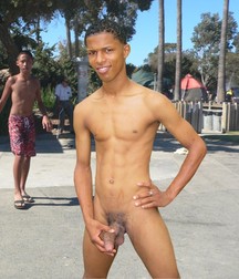 Michel Boys out in public 5a10ab324491b.jpg