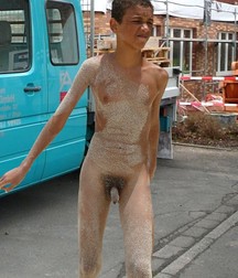 Michel Boys out in public 5a10ab65b88da.jpg