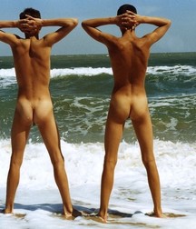 Michel at beach 15 5a35e492677d9.jpg