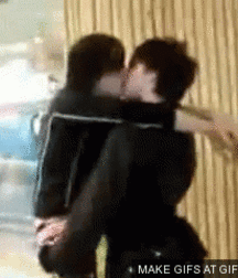 DutchFapper's Cute Boys GIF's (Volume 1) 5be88aacae59d.gif