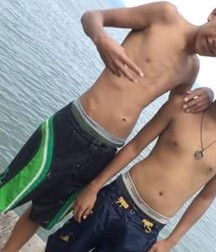 latino boys sehr schön 586a7ee57cb9e.jpg