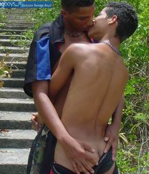 latino 2 593b8e860884f.jpg