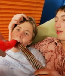 3 boys 1 dildo 5940d7e1a9029.jpg
