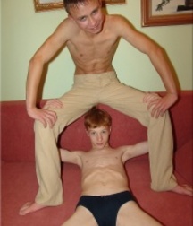 ivan und dron allein zu haus 5940dc15d5085.jpg