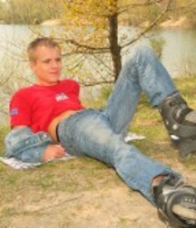 tommy, blond 5941939ea93fb.jpg