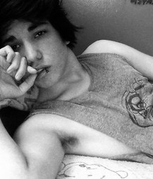 nice boys 5a6e071295bcb.jpg