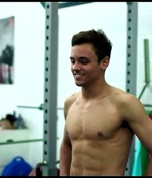 Tom Daley 57d723e618795.jpg