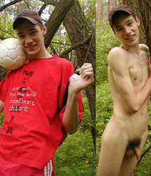 CLOTHED - NAKED BOYS 12. 5cd5b3f35d5df.jpg