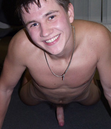cute and naked 5ce310e337310.jpg