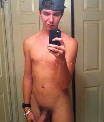 boy self (1) 57c1fdcf6037b.jpg