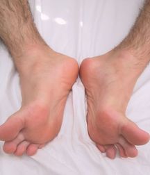 Beautiful feet (1) 57c9400af2562.jpg