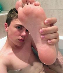 Beautiful feet (14)