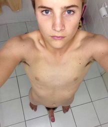 Beaux minets - Sexy boys (53) 581ec3285e3fd.jpg