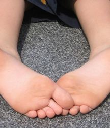 Beautiful feet (34) 58559ced53376.jpg