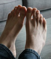 Beautiful feet (41) 586d5ff240f4e.jpg