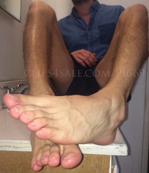Beautiful feet (44)