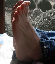 Beautiful feet (47) 587dfd6778db2.jpg