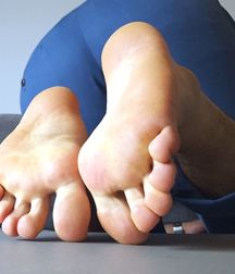 Beautiful feet (49) 58809aead8afd.jpg