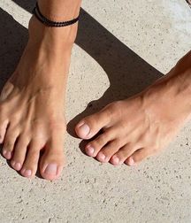 Beautiful feet (70)
