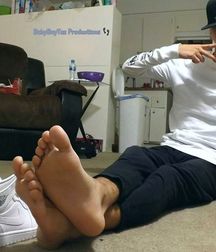 Beautiful feet (101) 592a6b7593030.jpg