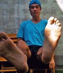 Beautiful feet (111) 5946bb91afde8.jpg