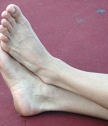Beautiful feet (117) 595462472ddf2.jpg