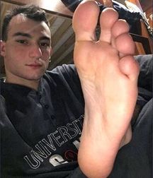 Beautiful feet (117) 5954624c6ae93.jpg