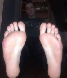 Beautiful feet (141) 59927fcdc1d6f.jpg