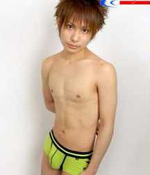 PRETTY BOY 1 5ab5b964e3246.jpg