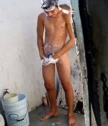 hot shower 58019c0168311.jpg