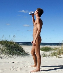 naked guys at the beach 58404d39c97ab.jpg