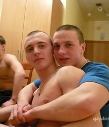 young Russian soldiers (no porn) 585ebdaf205c5.jpg