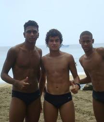 Sexy boys in bathing suits 585fcd3869312.jpg