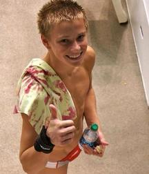 Sexy boys in bathing suits 585fcd421cfe1.jpg