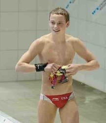 Sexy boys in bathing suits 585fcd499fed0.jpg