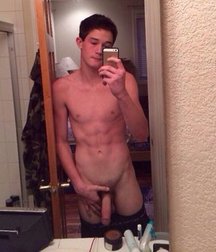 selfies 58603e9b5362d.jpg