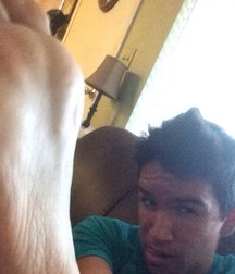 guys showing their feet 5860df4447a5f.jpg