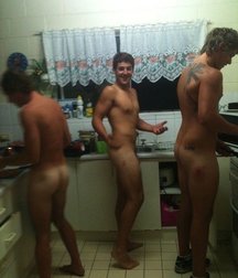 straight boys 5864486793e11.jpg