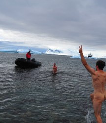Naked in nature 58693056c6cf4.jpg
