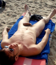 nudist beach 58696369068ba.jpg