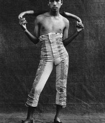 naked in art 586afe4f994cb.jpg