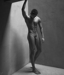 art sexy photos in black and white 586f3c8d9b4f2.jpg