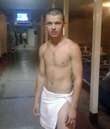 covered only by a towel 586fb90726ad6.jpg