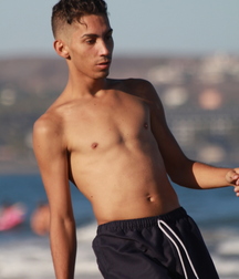 boys at the beach ( no porn) 58705ead55cce.jpg