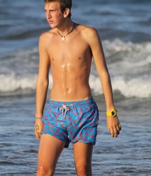 boys at the beach ( no porn) 58705eb9d0e9d.jpg