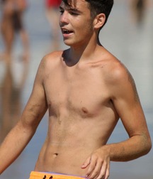 boys at the beach ( no porn) 58705ec5d1879.jpg