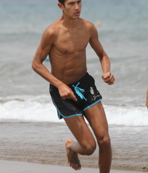 boys at the beach ( no porn) 2 58710476e8c75.jpg