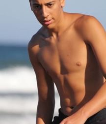 boys on the beach (no porn) 587237933ce53.jpg