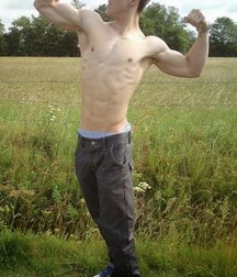 beautiful boys show their biceps 5874c8ffe51b8.jpg