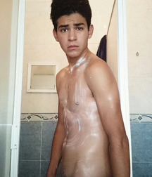 boys are washed in the shower 5875ec24228a2.jpg